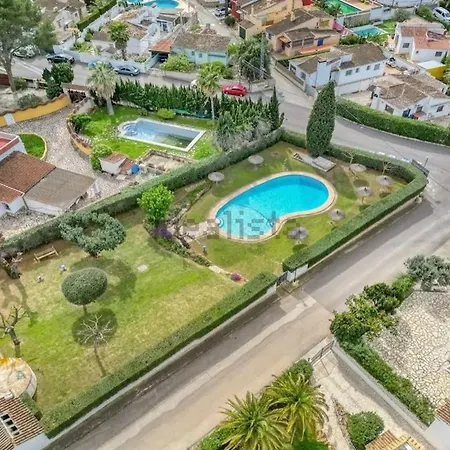 2 , Entre El Montgo Y La Playa De La Marineta Apartment